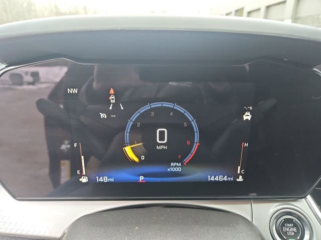 Used 2025 Chevrolet Trax LT w/ LT Convenience Package image 12