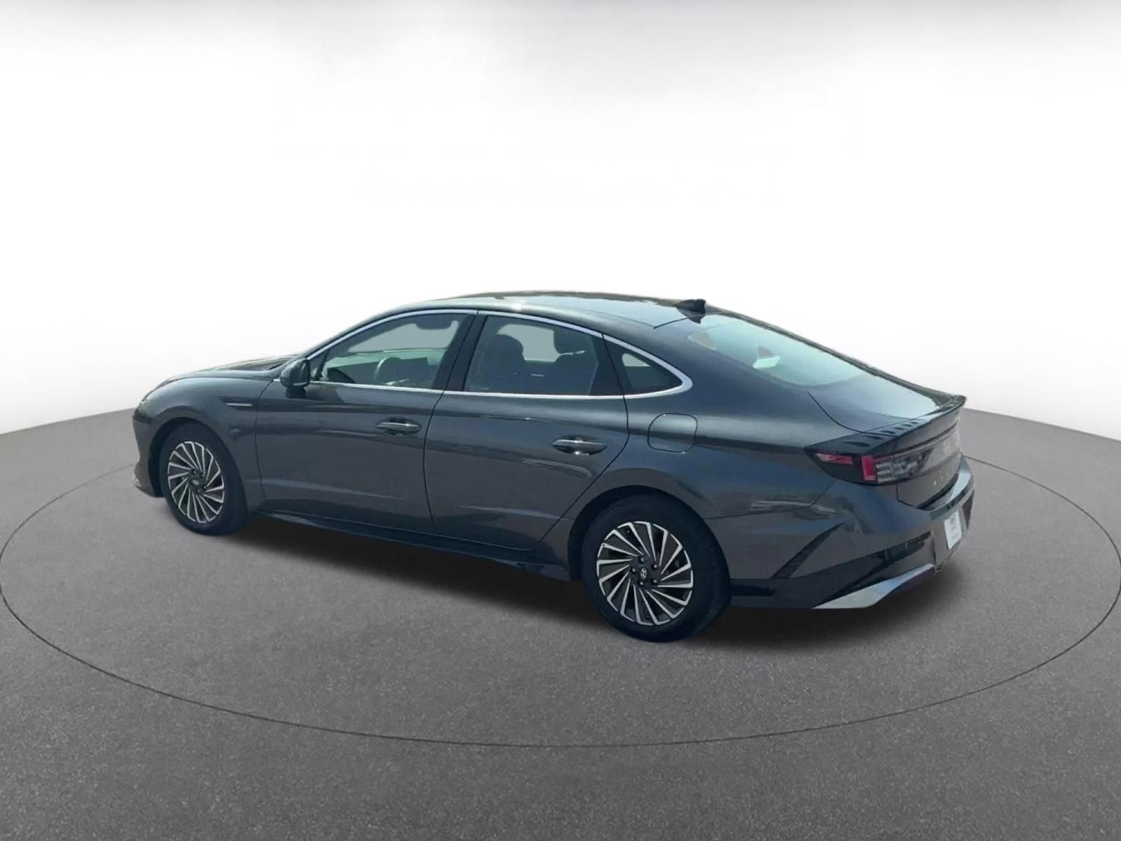 Used 2025 Hyundai Sonata SEL image 10