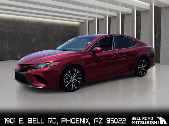 Used 2018 Toyota Camry SE FWD image 1