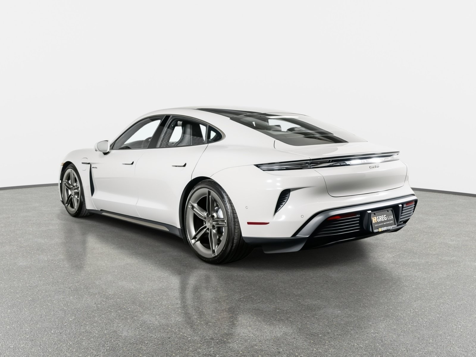 Used 2025 Porsche Taycan Turbo w/ Premium Package AWD/4WD image 33