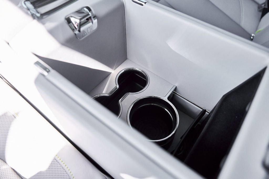 Used 2024 Rolls-Royce Cullinan image 64