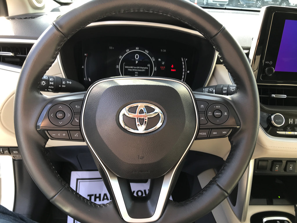 Certified 2024 Toyota Corolla Cross XLE w/ Convenience Package AWD/4WD image 17