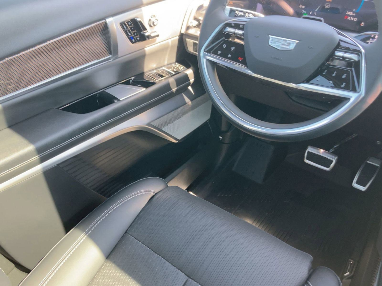New 2026 Cadillac Vistiq Luxury image 30