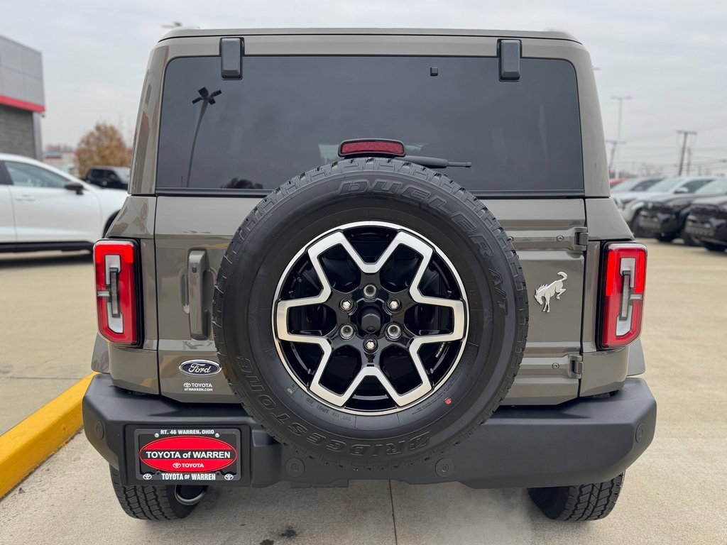 Used 2025 Ford Bronco Outer Banks image 4