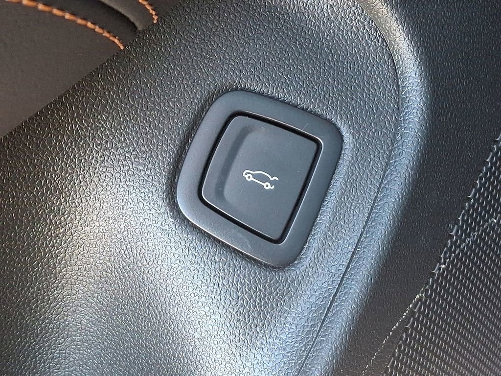 Certified 2023 Cadillac CT4 Sport image 27