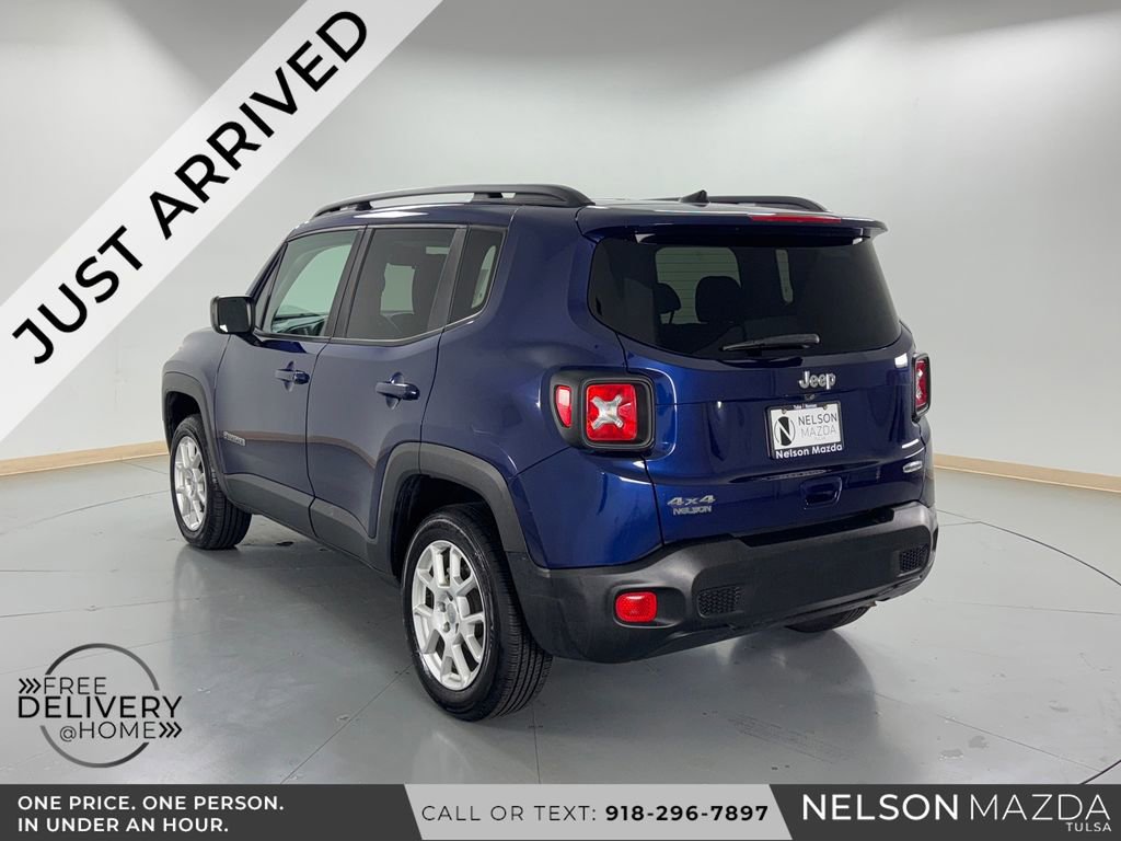 Used 2019 Jeep Renegade Latitude AWD/4WD image 8