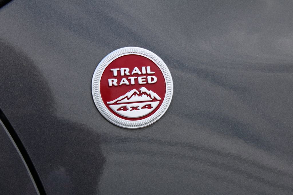 Used 2020 Jeep Cherokee Trailhawk w/ Trailer Tow Group image 19