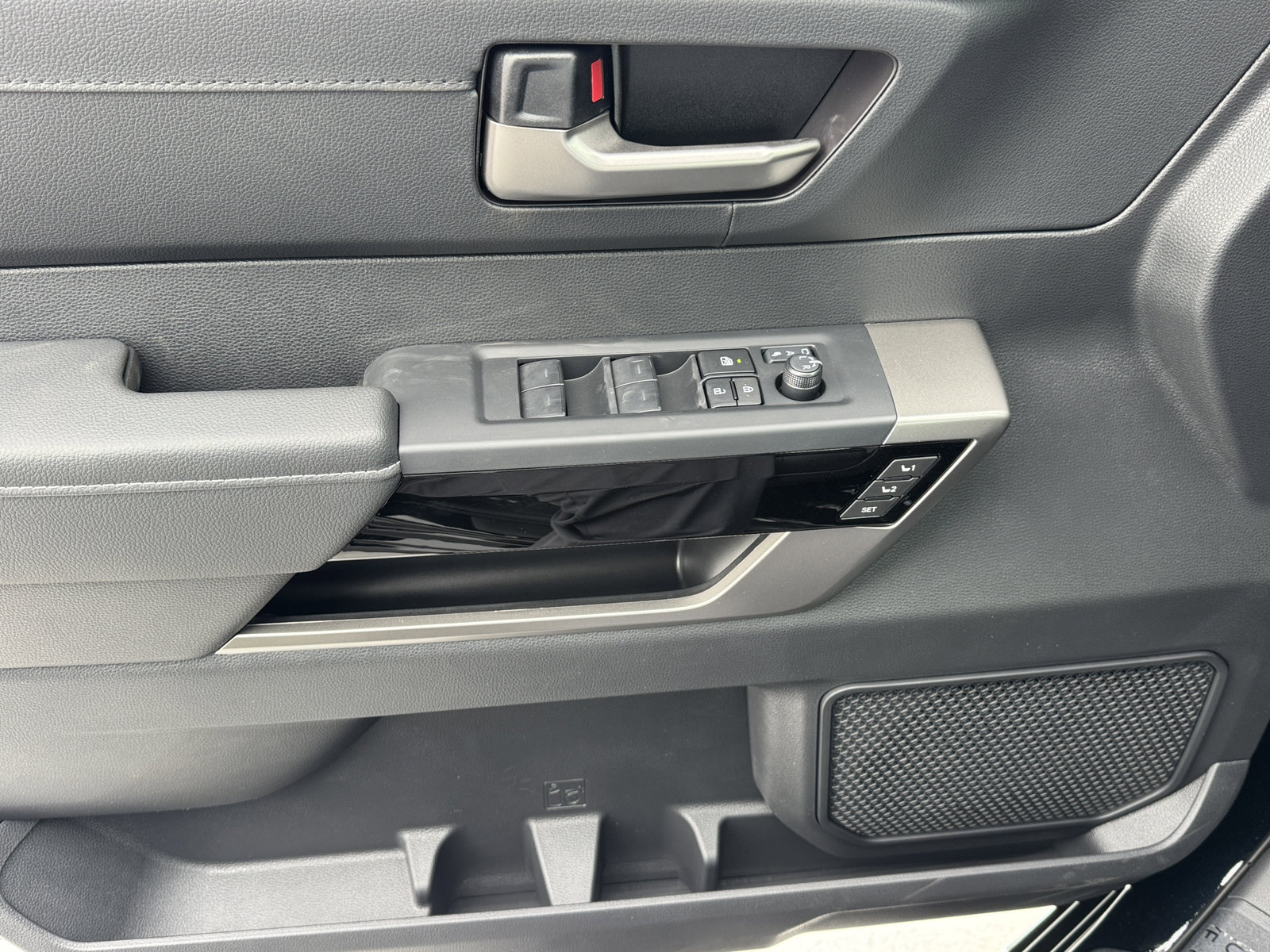 New 2026 Toyota Tundra Limited image 18