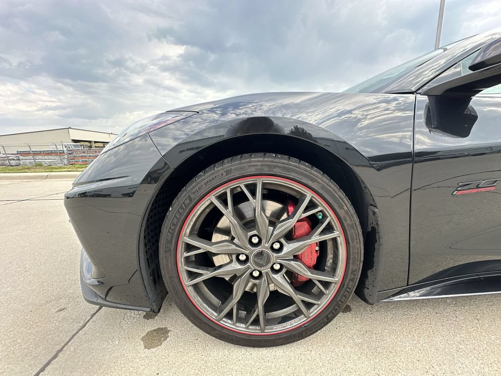 Certified 2023 Chevrolet Corvette Stingray Premium Conv w/ Z51 Performance Package RWD image 28