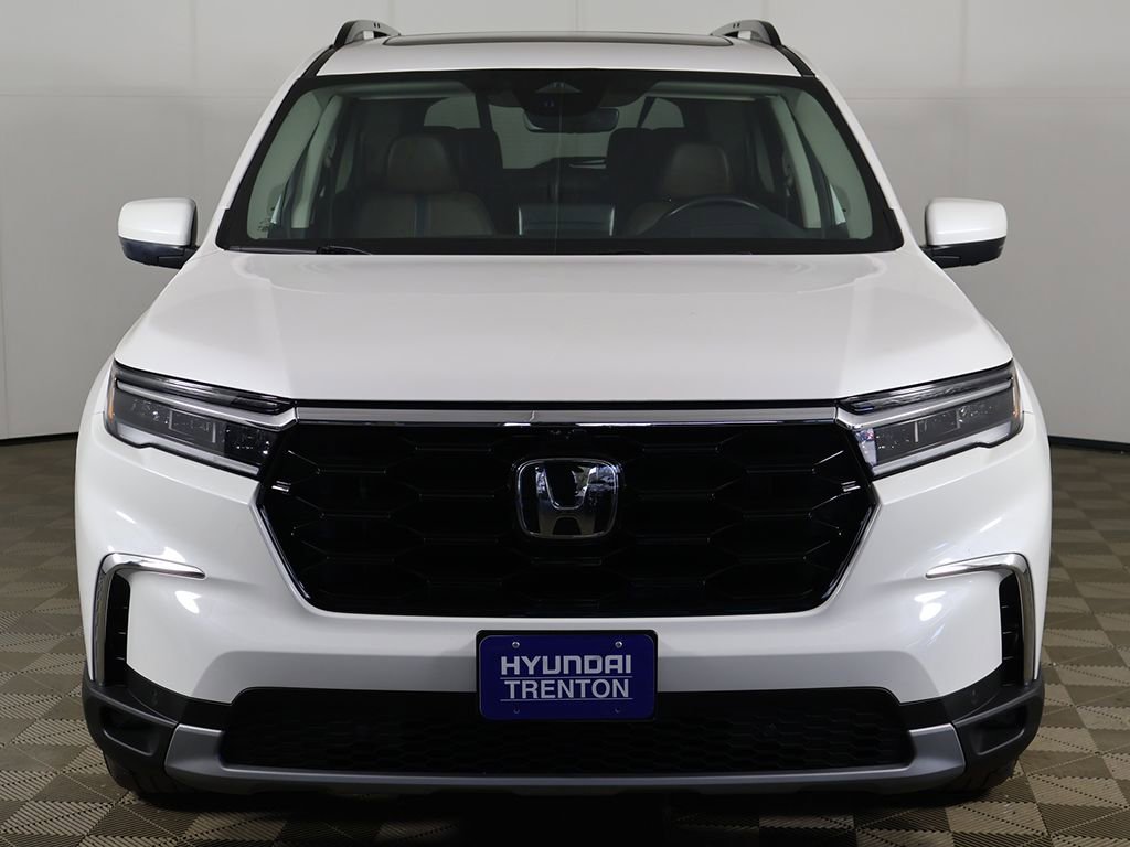 Used 2023 Honda Pilot Elite image 15