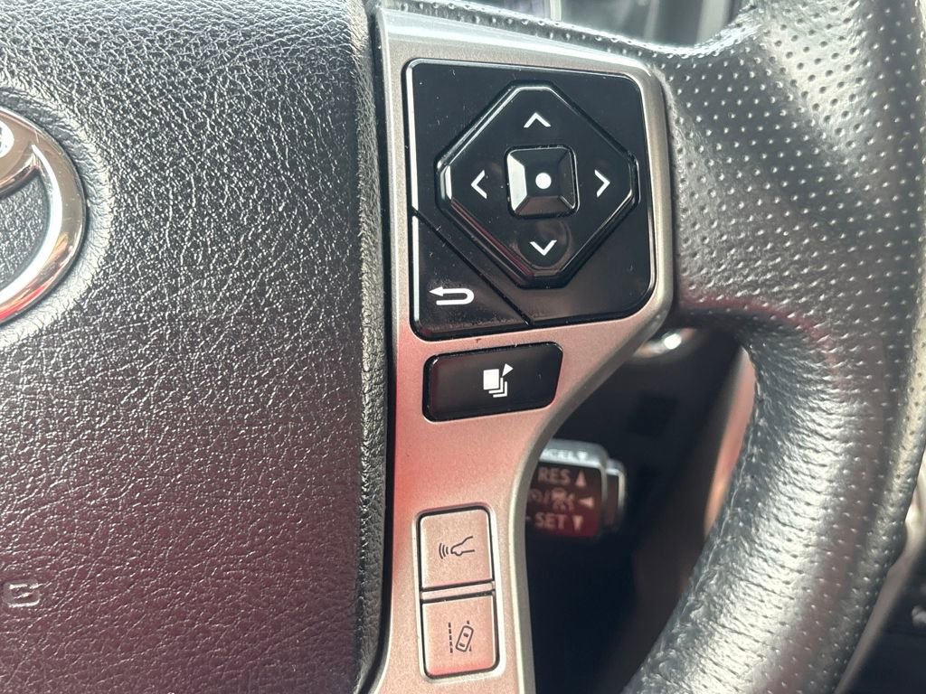 Used 2020 Toyota 4Runner Limited image 23
