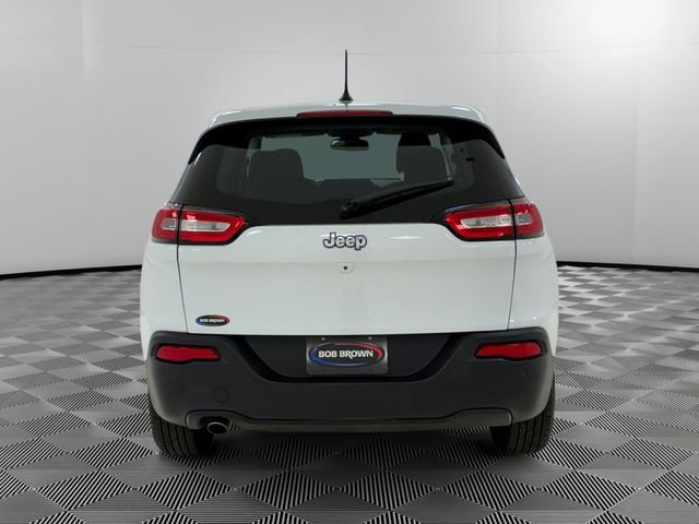 Used 2016 Jeep Cherokee Sport w/ Safety Group image 4