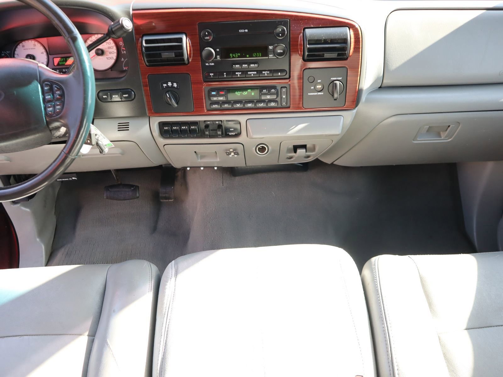 Used 2006 Ford F350 4x4 SuperCab DRW Super Duty image 32