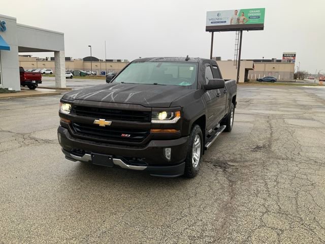 Used 2018 Chevrolet Silverado 1500 LT w/ All Star Edition image 2