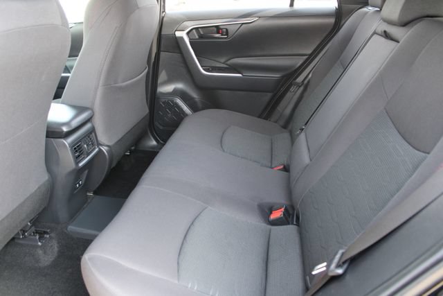 Used 2021 Toyota RAV4 SE w/ Weather & Moonroof Package AWD/4WD image 37