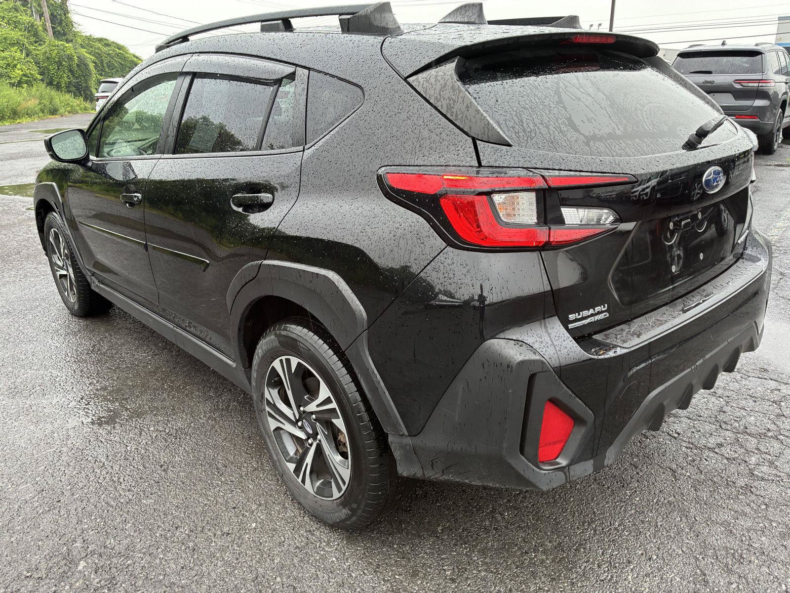 Used 2024 Subaru Crosstrek 2.0i Premium AWD/4WD image 5