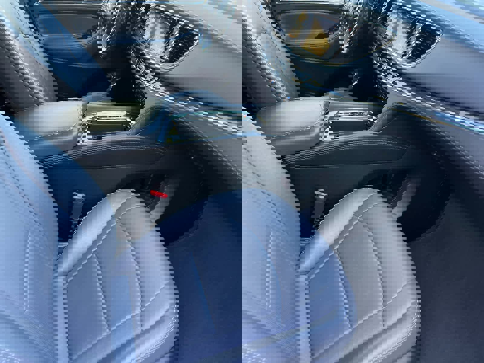 Used 2024 Buick Enclave Premium image 16