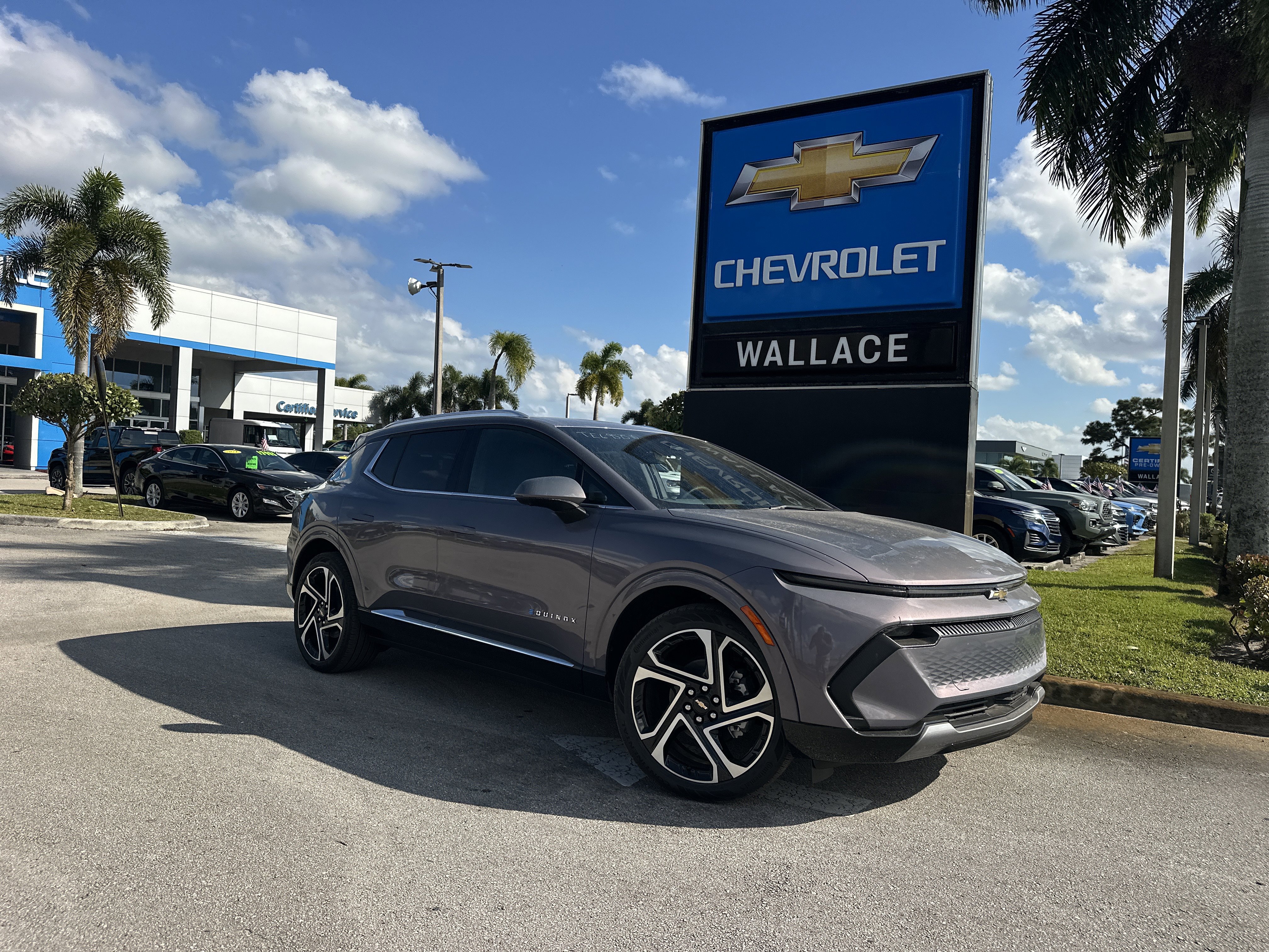 New 2026 Chevrolet Equinox EV LT w/ Convenience Package II image 1