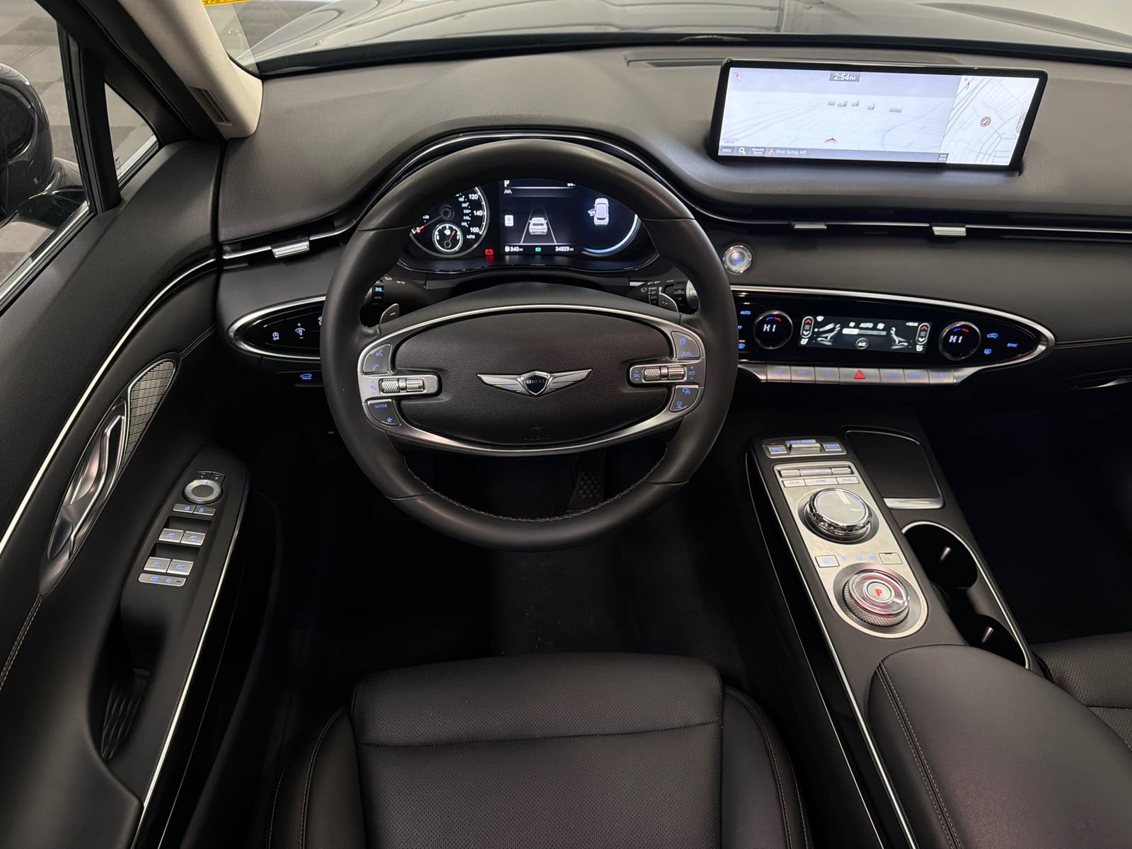 Used 2025 Genesis GV70 2.5T image 19