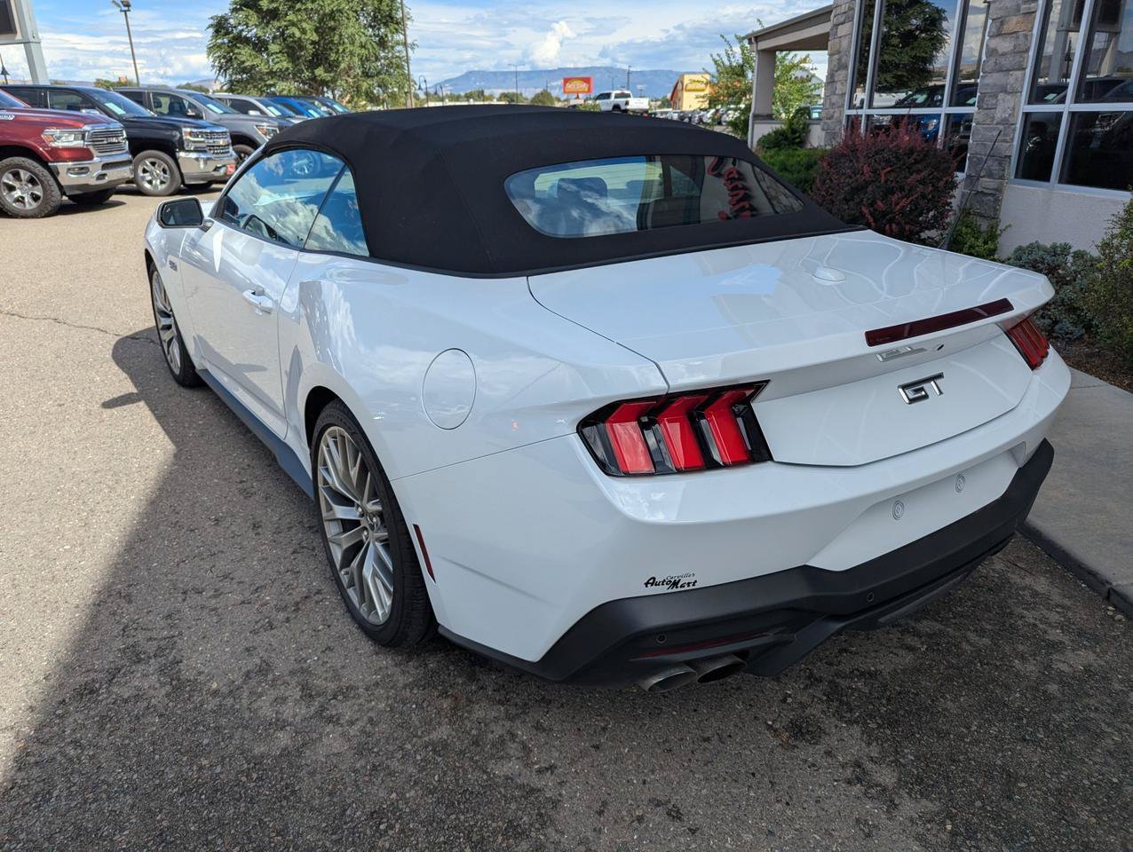 Used 2026 Ford Mustang GT Premium RWD image 3