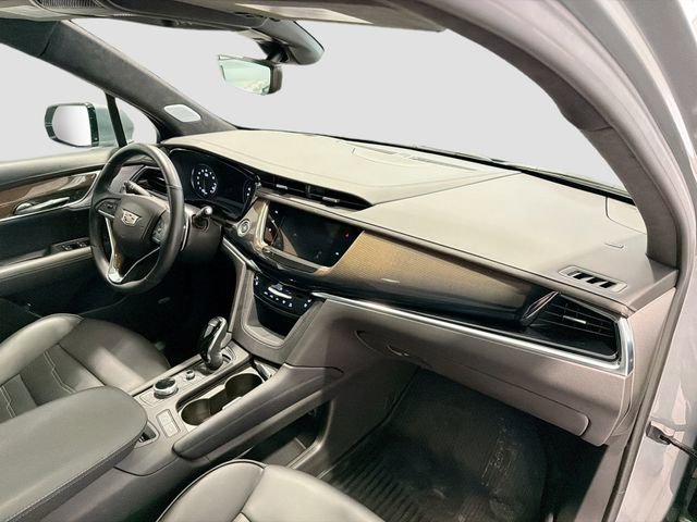 Certified 2024 Cadillac XT6 Sport w/ Platinum Package image 28
