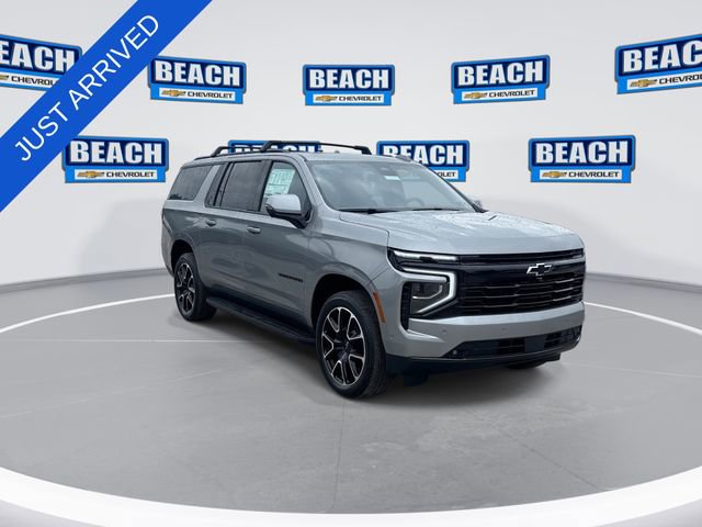 New 2026 Chevrolet Suburban RST w/ Comfort Package AWD/4WD image 2