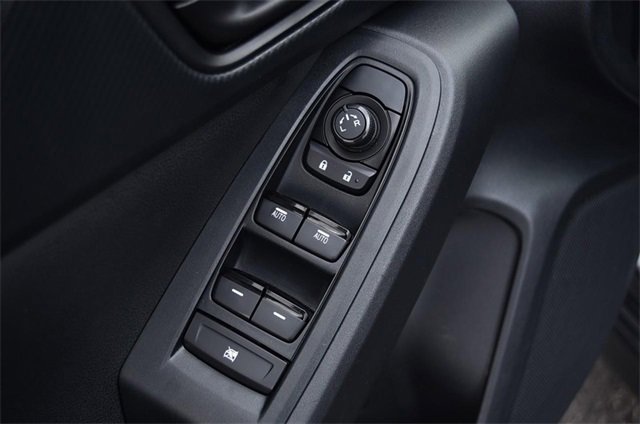 Used 2024 Subaru Crosstrek 2.0i Premium image 8