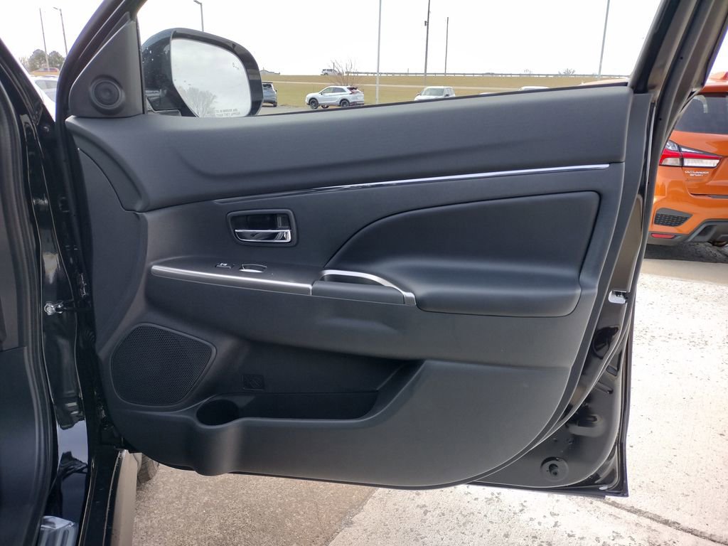 New 2026 Mitsubishi Outlander Sport SE image 28