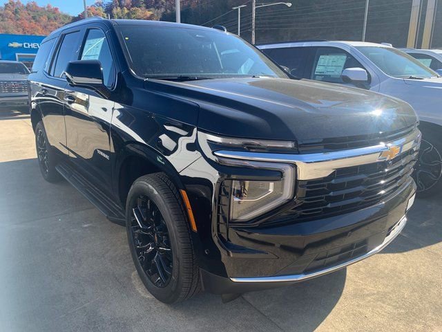 Used 2026 Chevrolet Tahoe LS AWD/4WD image 19