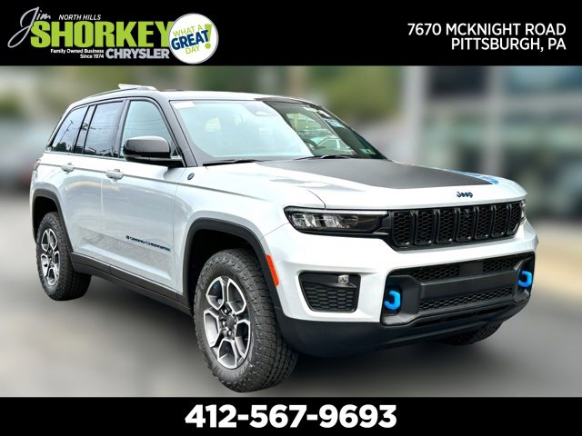 Certified 2023 Jeep Grand Cherokee Trailhawk w/ Luxury Tech Group III
