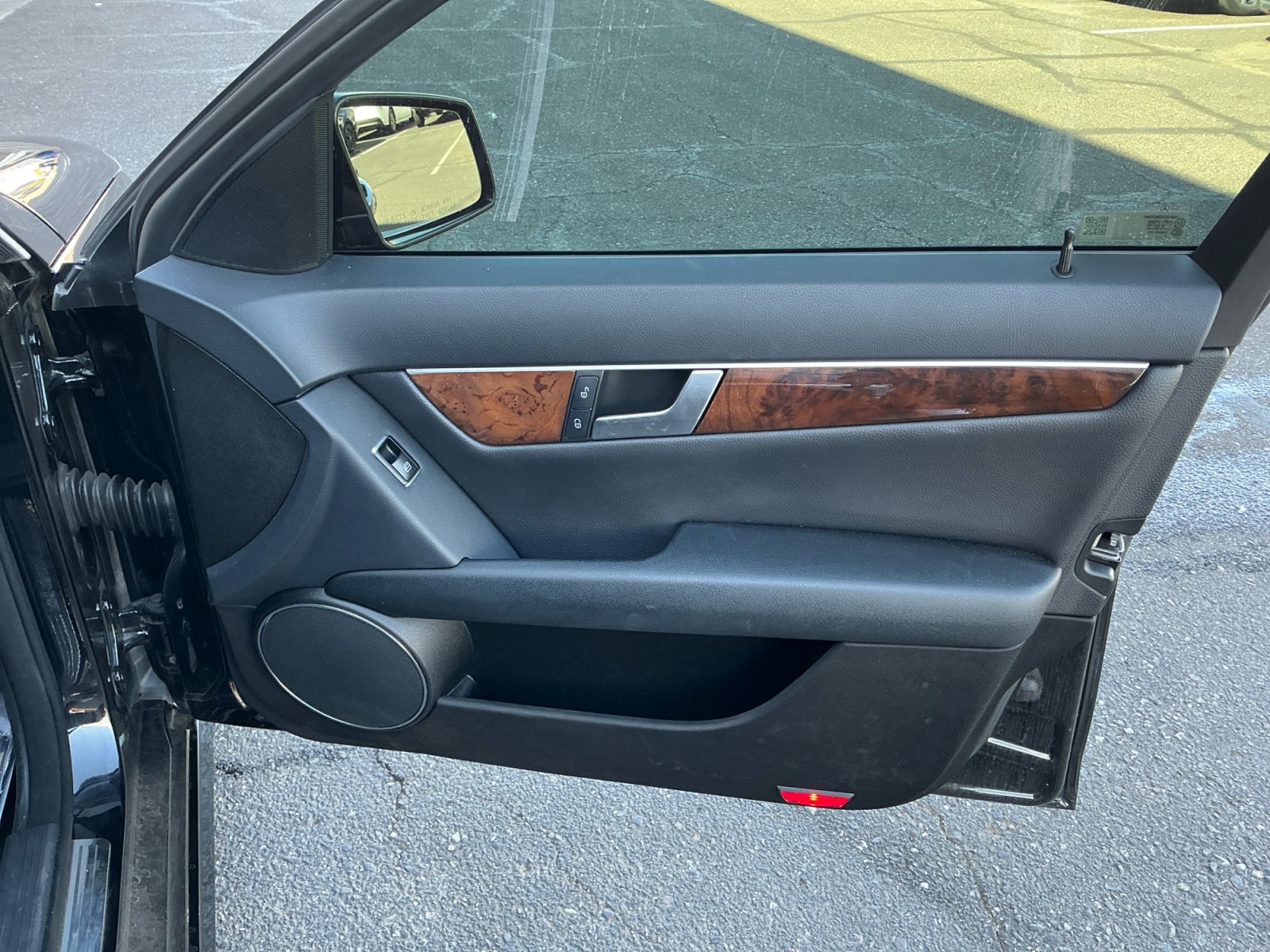Used 2014 Mercedes-Benz C 250 Sedan image 16