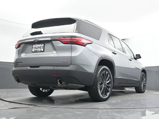 Used 2023 Chevrolet Traverse RS w/ LPO, Floor Liner Package AWD/4WD image 46