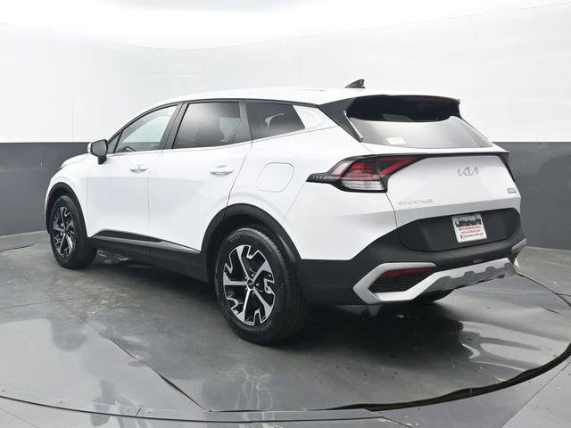 Used 2025 Kia Sportage EX image 3