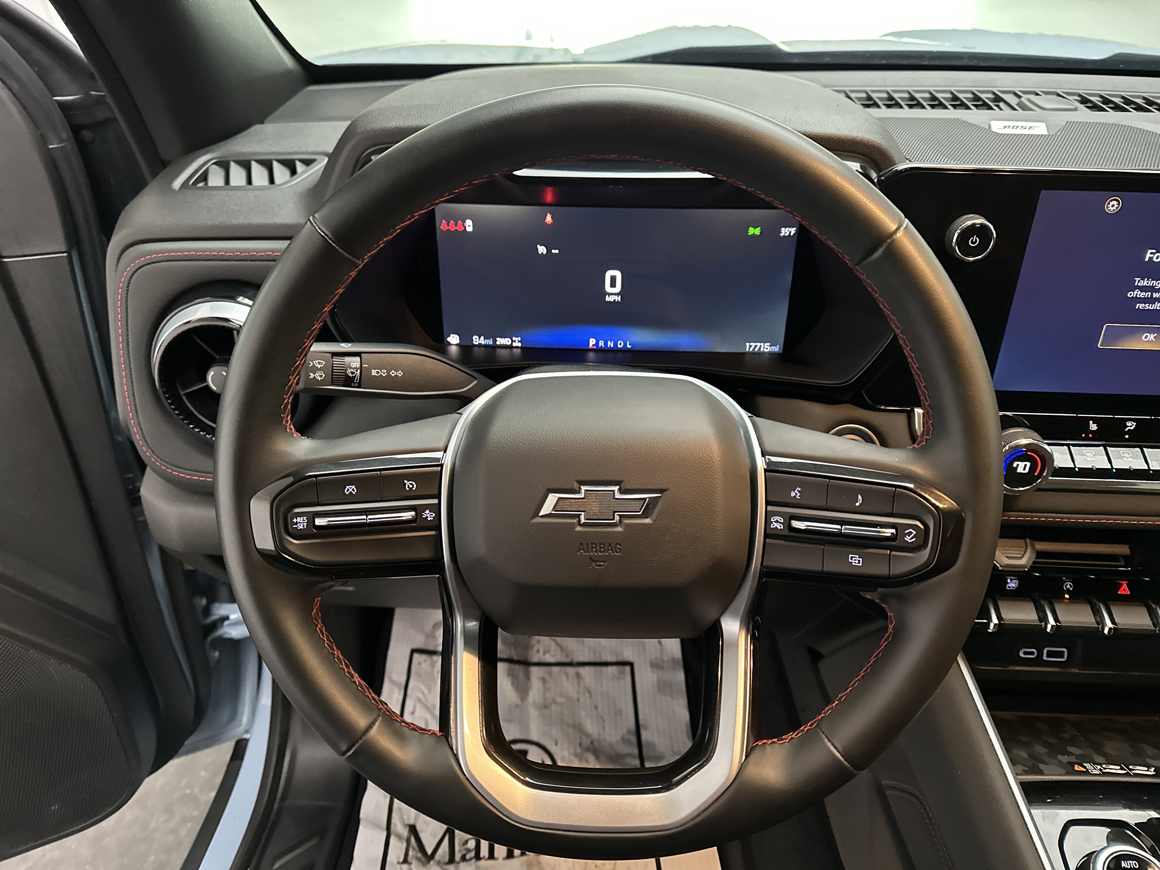 Used 2025 Chevrolet Colorado Z71 w/ Technology Package image 26
