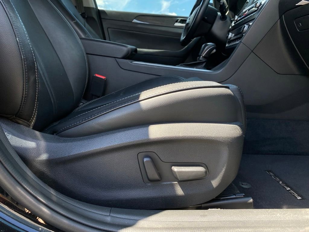 Used 2019 Hyundai Sonata Limited FWD image 31