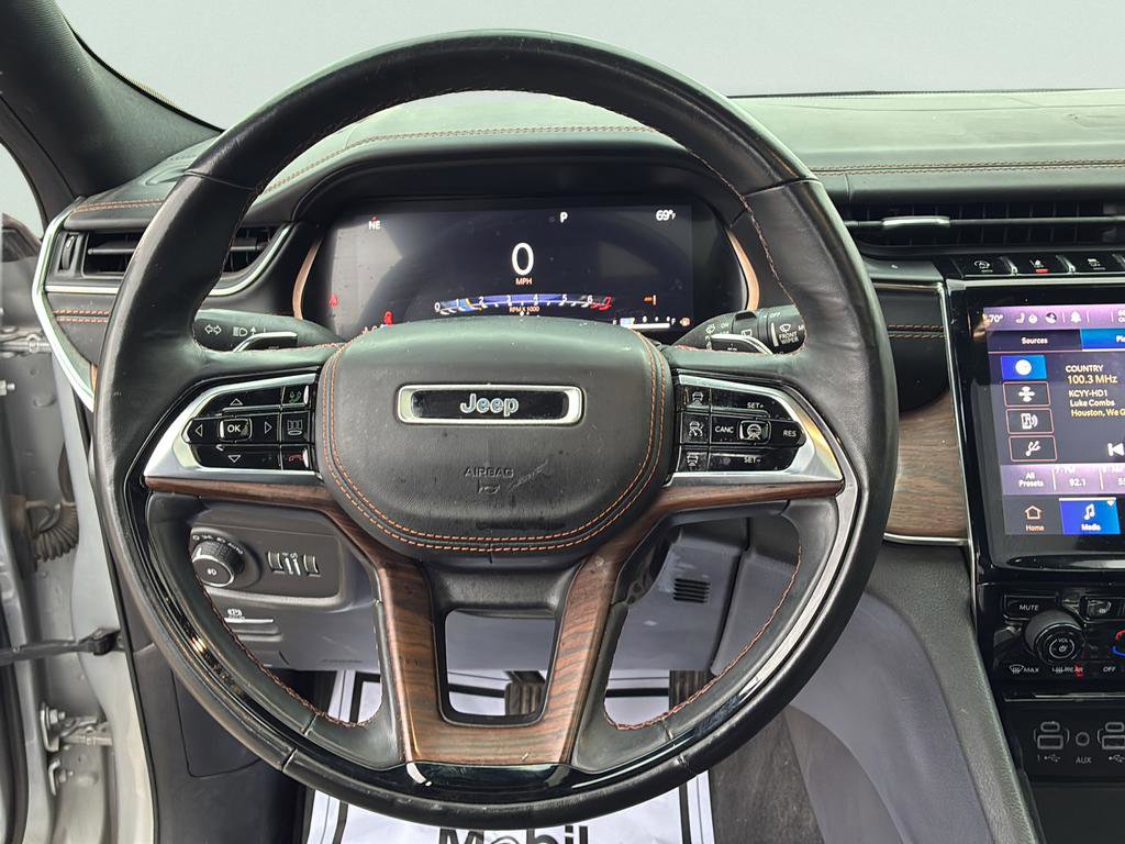 Used 2021 Jeep Grand Cherokee L Summit w/ Luxury Tech Group V image 25
