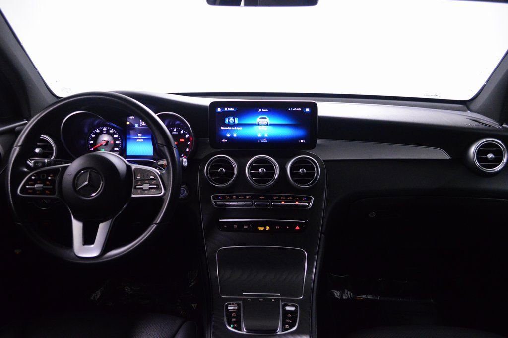 Used 2021 Mercedes-Benz GLC 300 4MATIC image 37