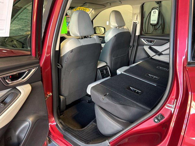 Used 2023 Subaru Forester Premium AWD/4WD image 28