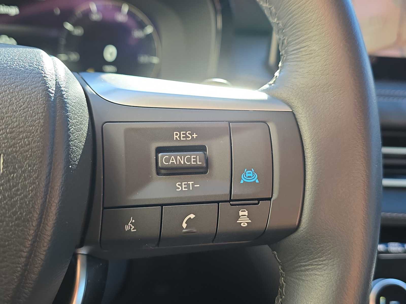 Certified 2026 INFINITI QX60 Luxe w/ Cargo Package FWD image 8