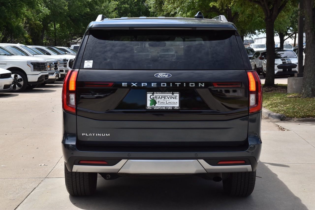 Certified 2025 Ford Expedition Platinum image 9