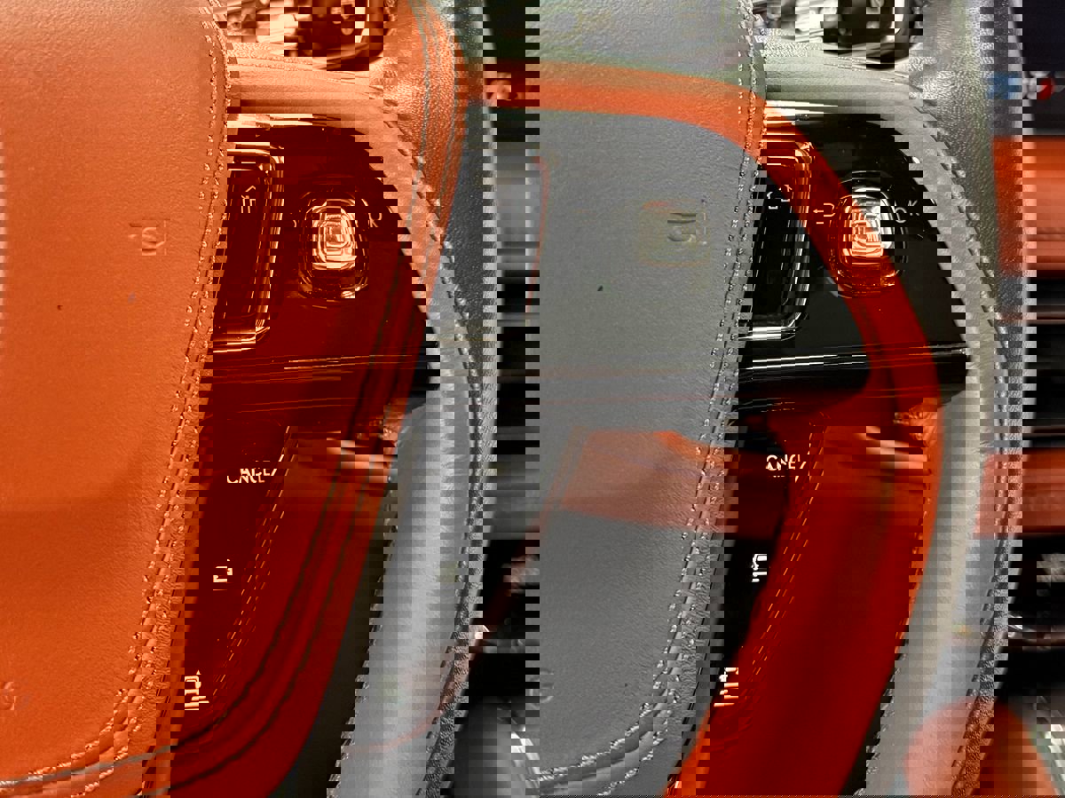 Used 2025 Lincoln Aviator Reserve w/ Jet Appearance Package image 23