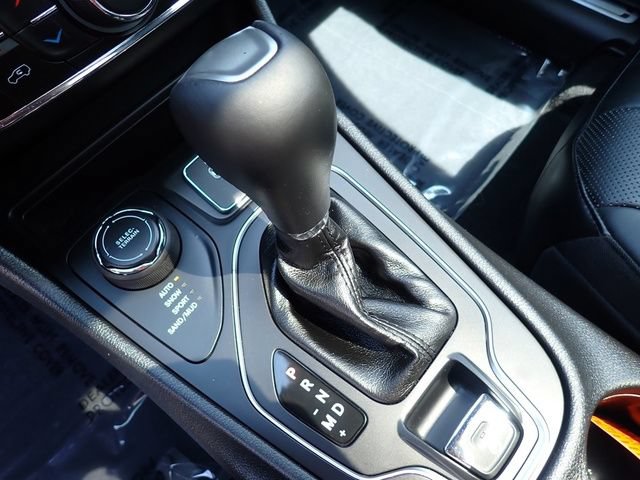 Used 2019 Jeep Cherokee High Altitude AWD/4WD image 25