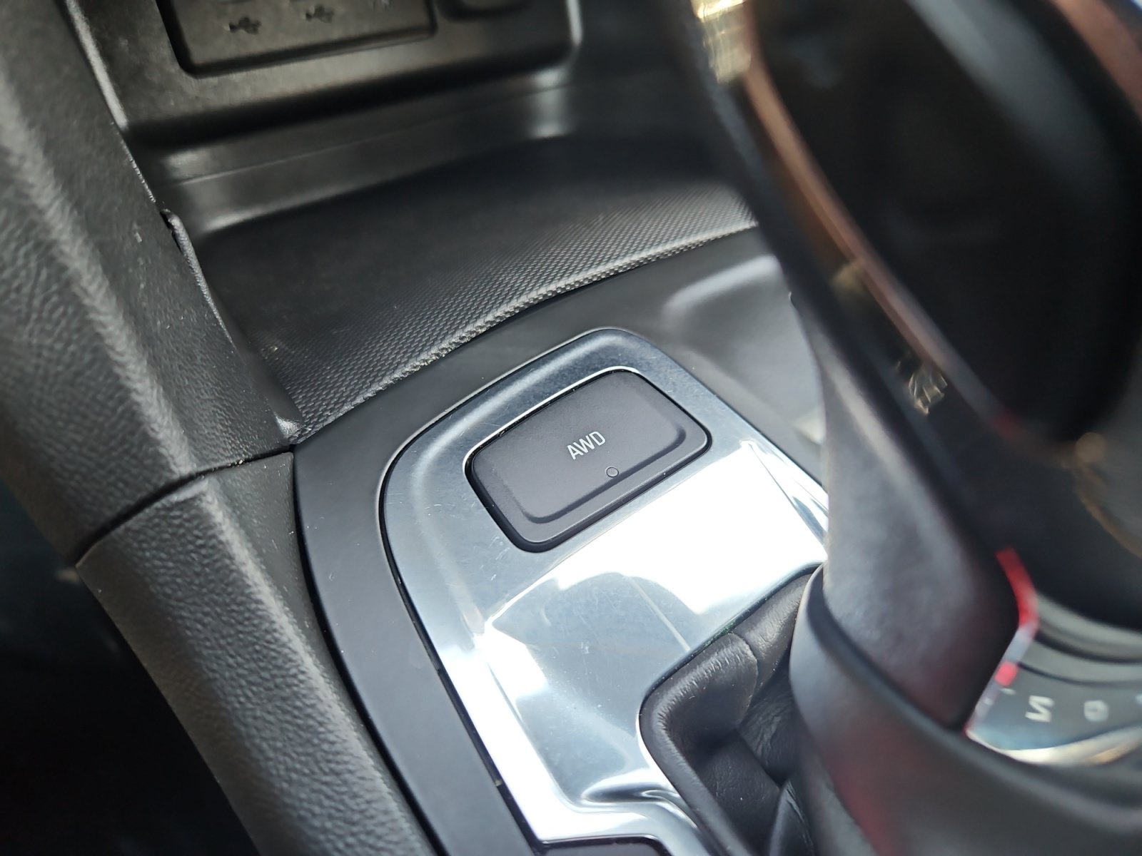 Used 2023 Chevrolet Equinox LT w/ LPO, Floor Liner Package AWD/4WD image 22