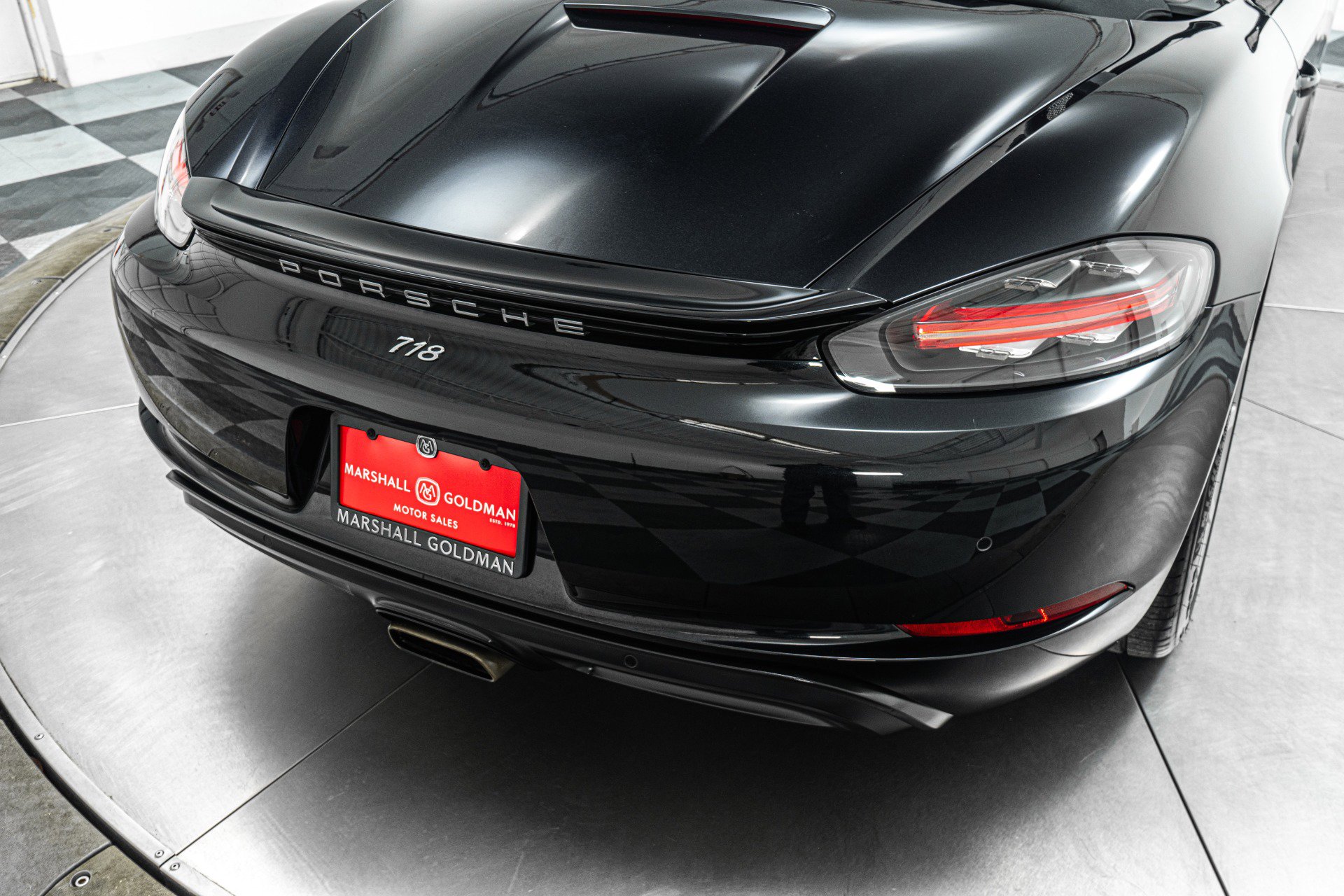 Used 2017 Porsche 718 Boxster RWD image 33