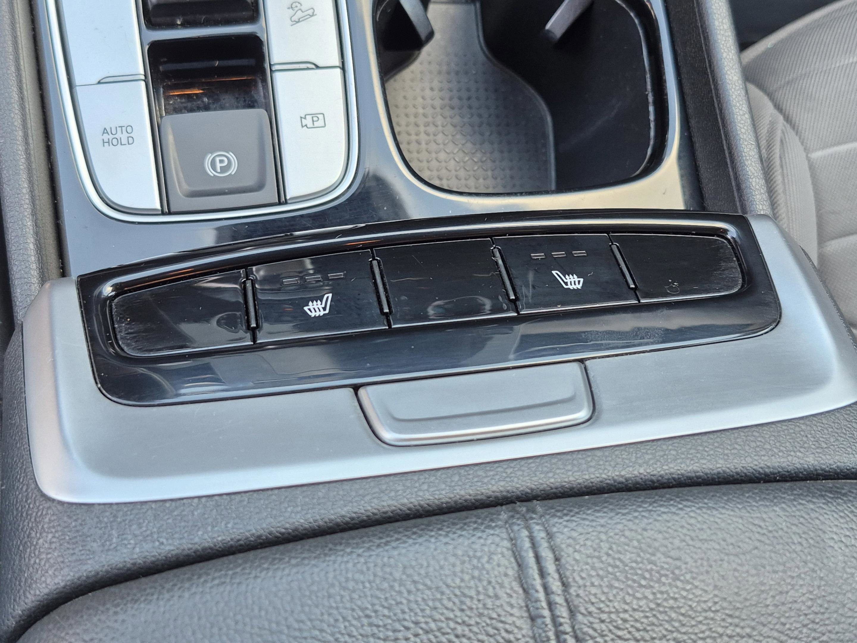 Used 2022 Hyundai Santa Cruz SEL FWD image 26