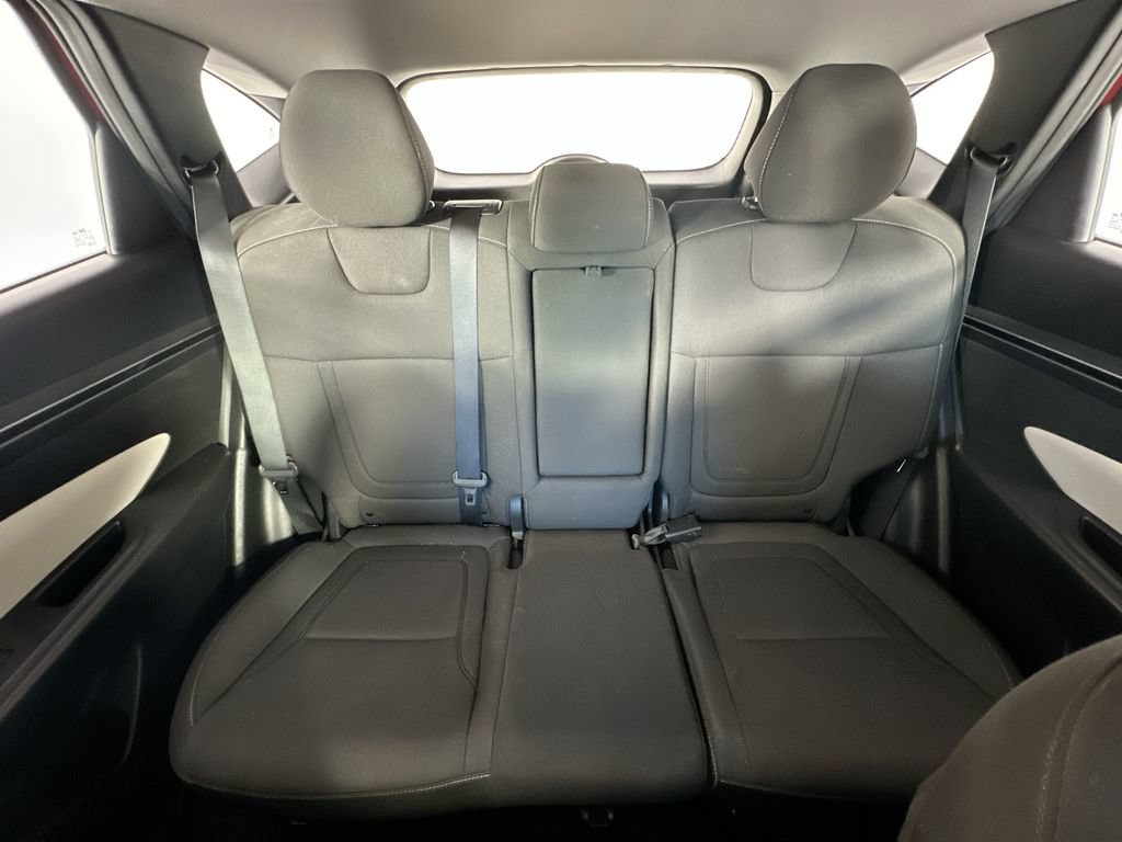 Used 2023 Hyundai Tucson SE AWD/4WD image 13