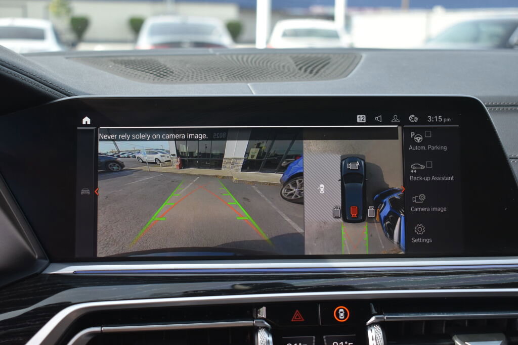 Used 2019 BMW X7 xDrive50i w/ M Sport Package image 22