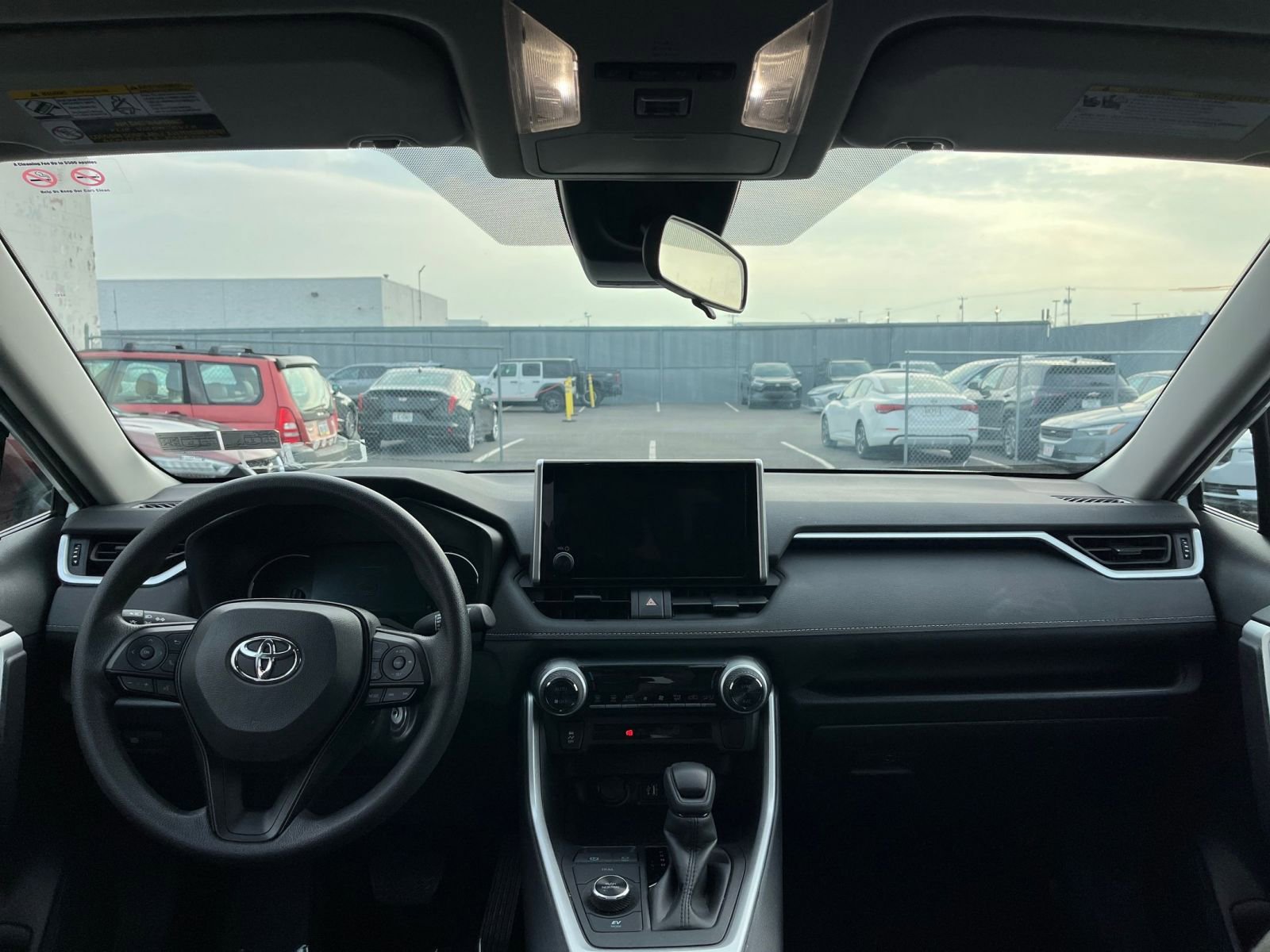 Used 2025 Toyota RAV4 LE image 32