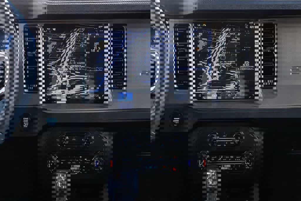 New 2026 Ford Bronco Outer Banks w/ Sasquatch Package image 13