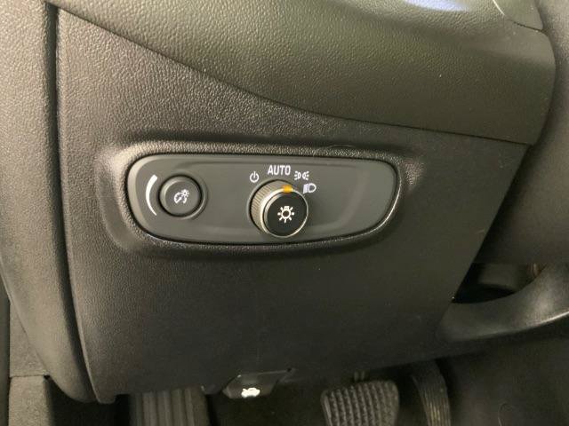 Used 2019 Chevrolet Equinox LS AWD/4WD image 25